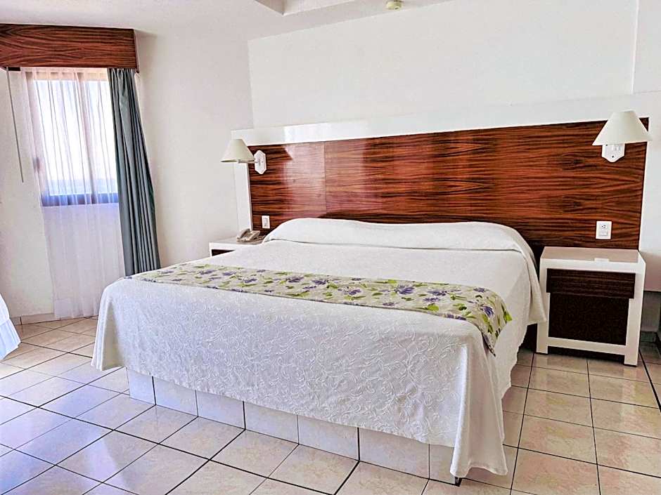 Tropicana Hotel Puerto Vallarta