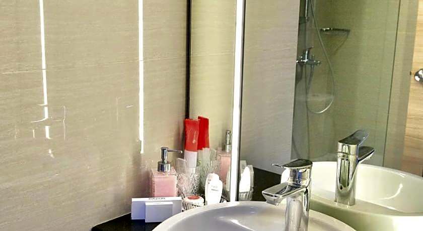 HOM Semarang Simpang Lima By Horison