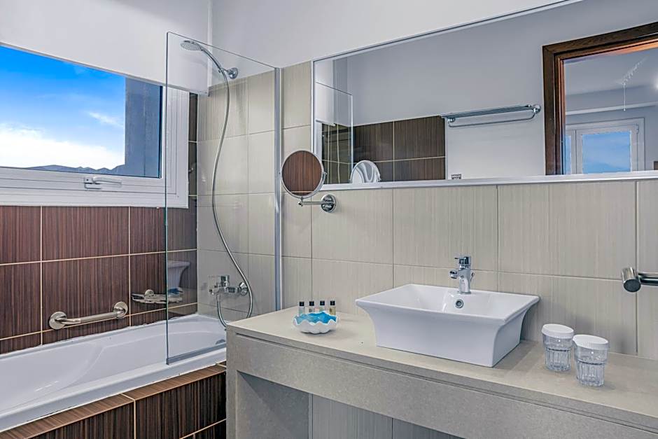 Glaros Beach Hotel