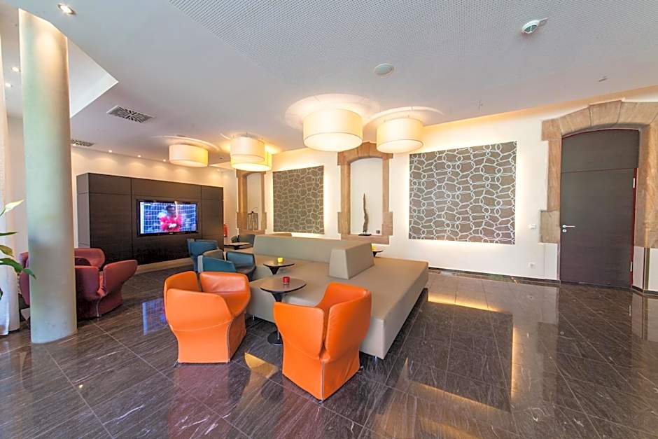 Novina Hotel Tillypark