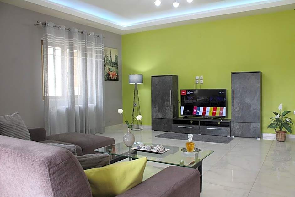 Kallia's Modern Apartment