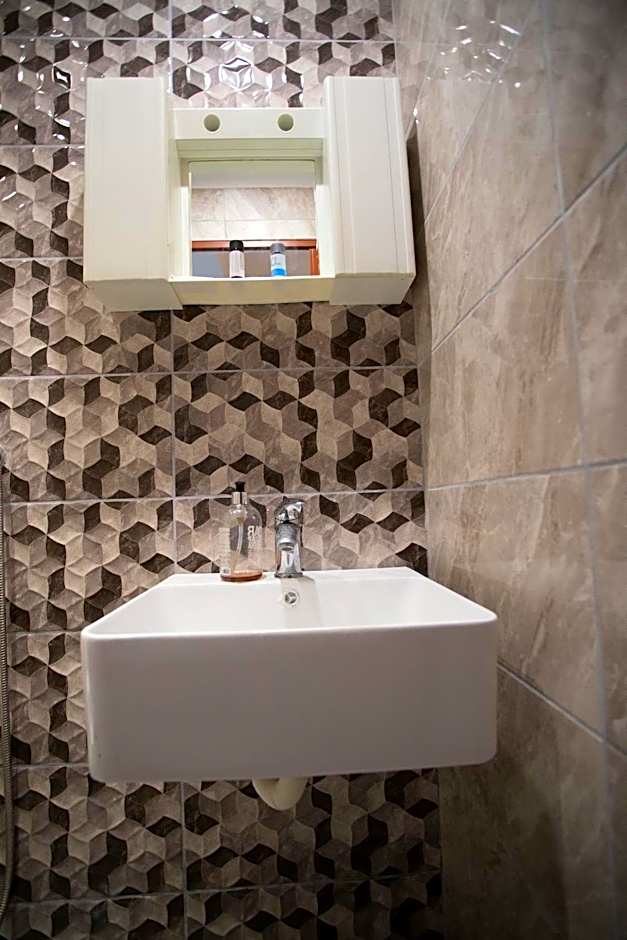 Star Sianna Village Rooms to let