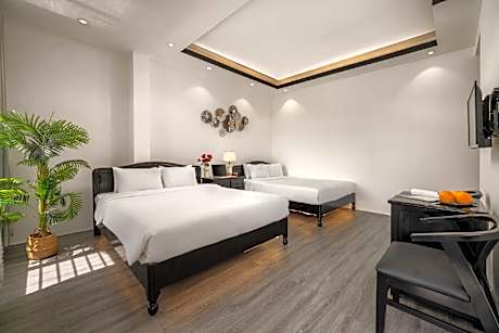 Premier City View Family Room