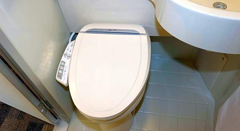 Toyoko Inn Sendai Nishi-Guchi Hirose-Dori