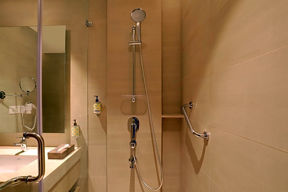 Lemon Tree Hotel Jhansi