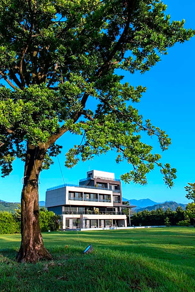 Tan Villa