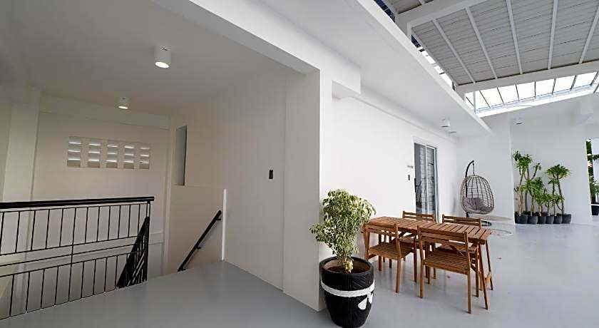 Kadangyan by 3BU Hostel