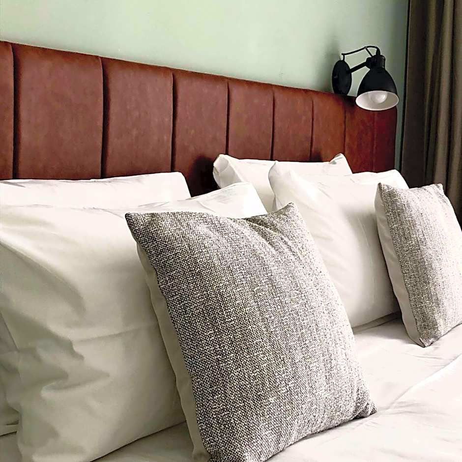 KYRIAD LYON OUEST Limonest