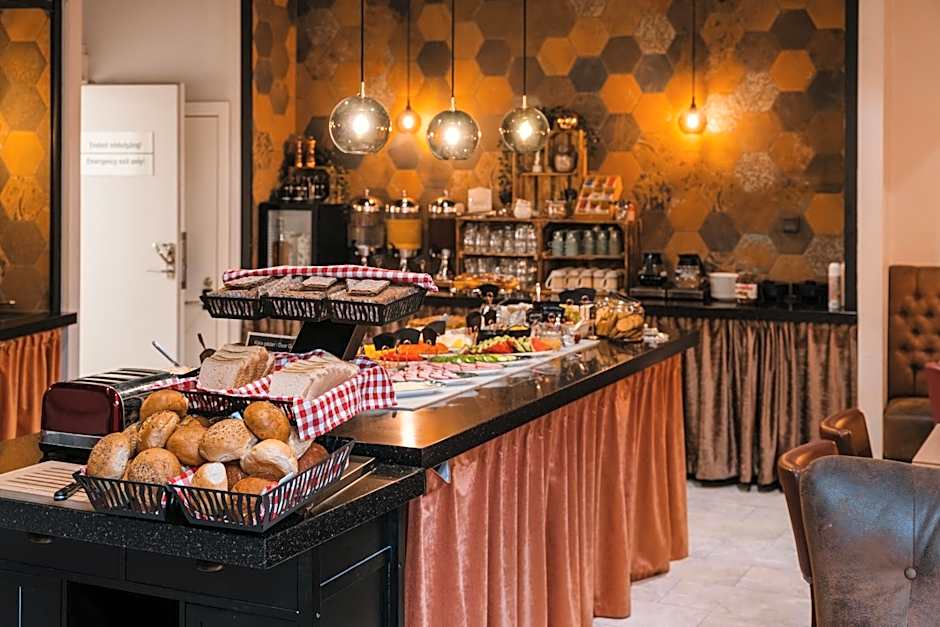 Dream - Luxury Hostel