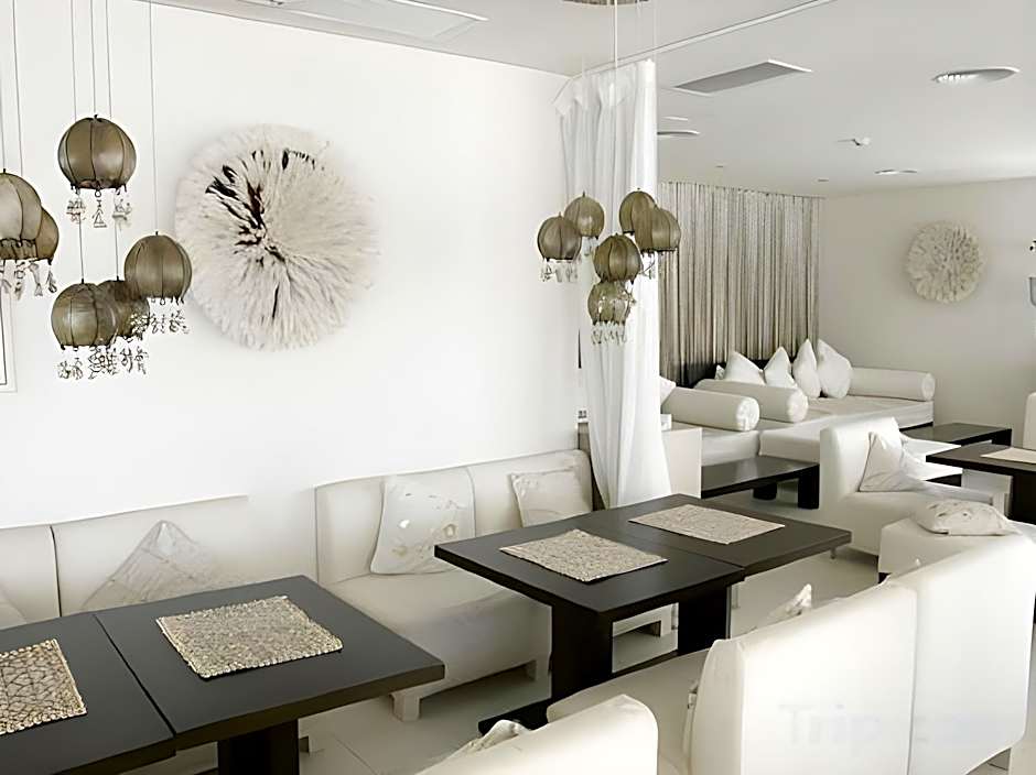 Puro Hotel Oasis Urbano