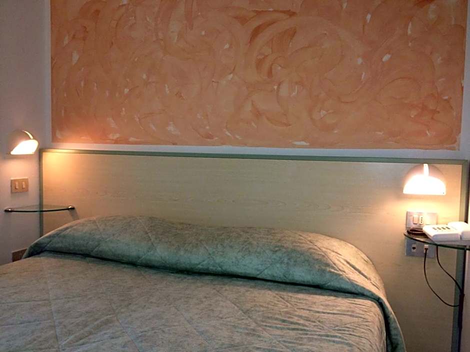 Hotel Rivamare