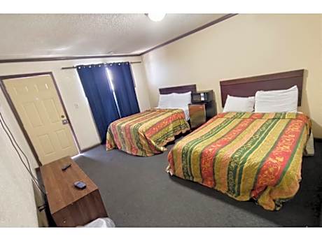 2 Full Beds Non-Smoking