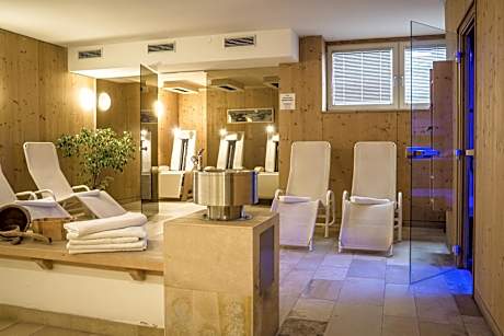 Double or Twin Room (1-3 People)