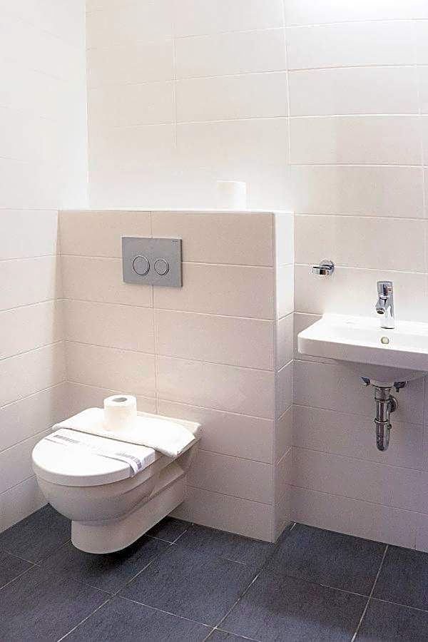 Hotel Vinice Hnanice