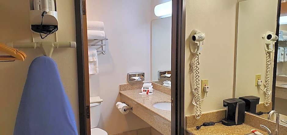 Baymont by Wyndham Seattle/Kirkland WA