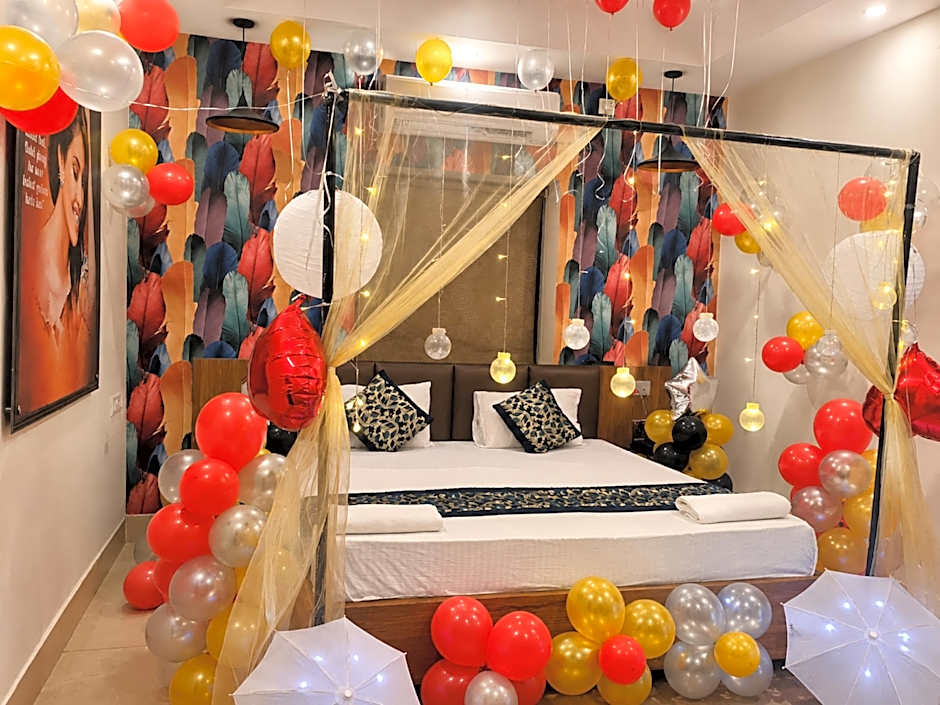 Goroomgo Effective Bollywood Hotels Bhubaneswar