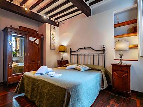 One-Bedroom Apartment - Separate Building