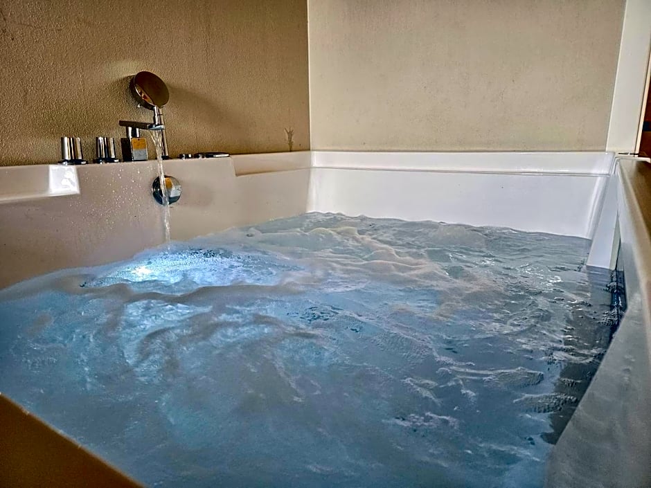 Il Tiglio Jacuzzi&Sauna