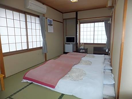 Economy Single Room