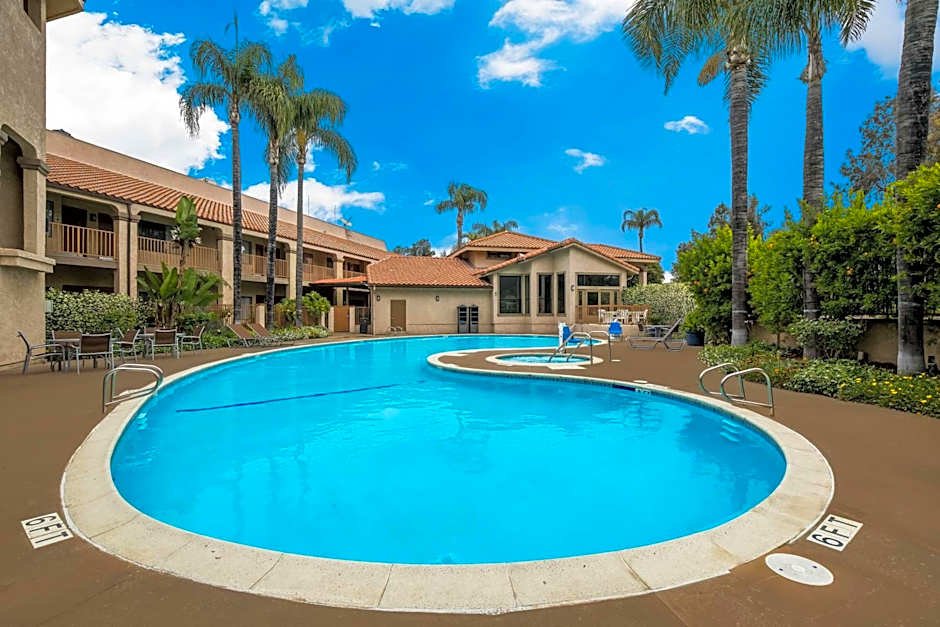 Best Western Diamond Bar Hotel & Suites