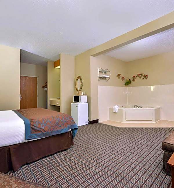 Regency Inn Geneseo IL I-80