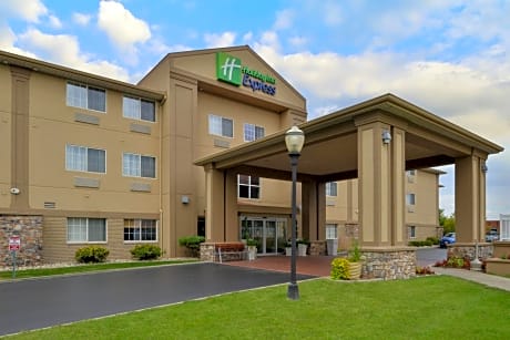 Holiday Inn Express Hotel & Suites-Saint Joseph By IHG