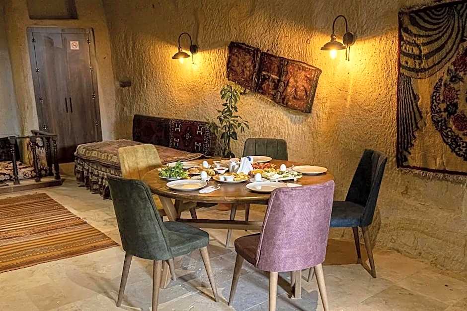 Feris Cave Hotel