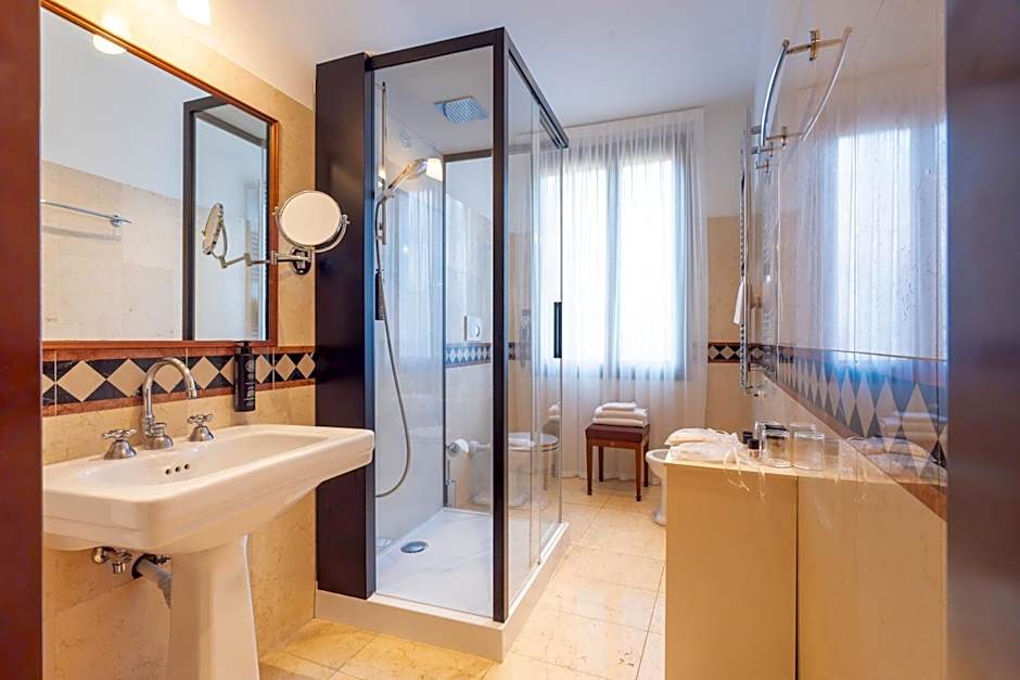 Hotel Al Ponte Dei Sospiri