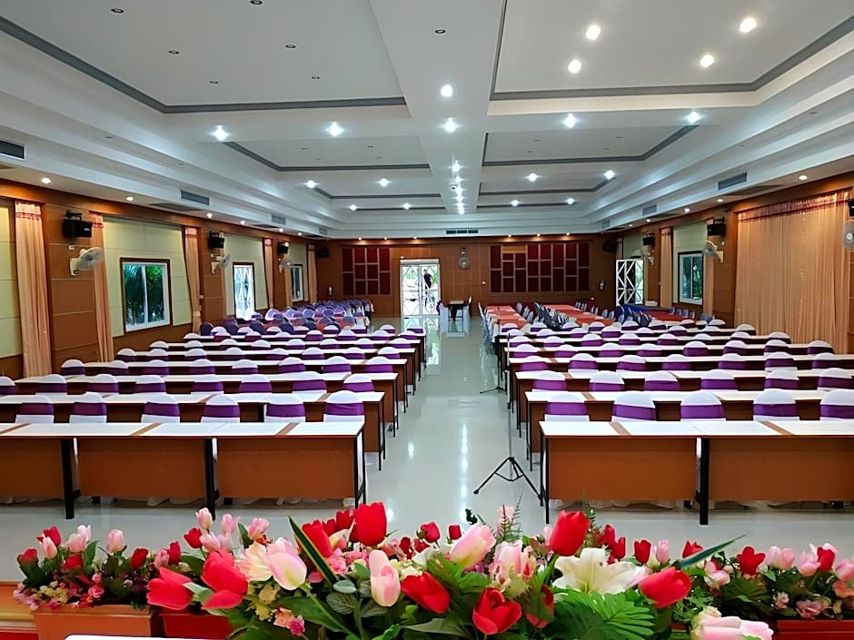Zaza Hotel Bangpoo