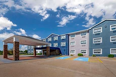 Comfort Inn Kendallville East