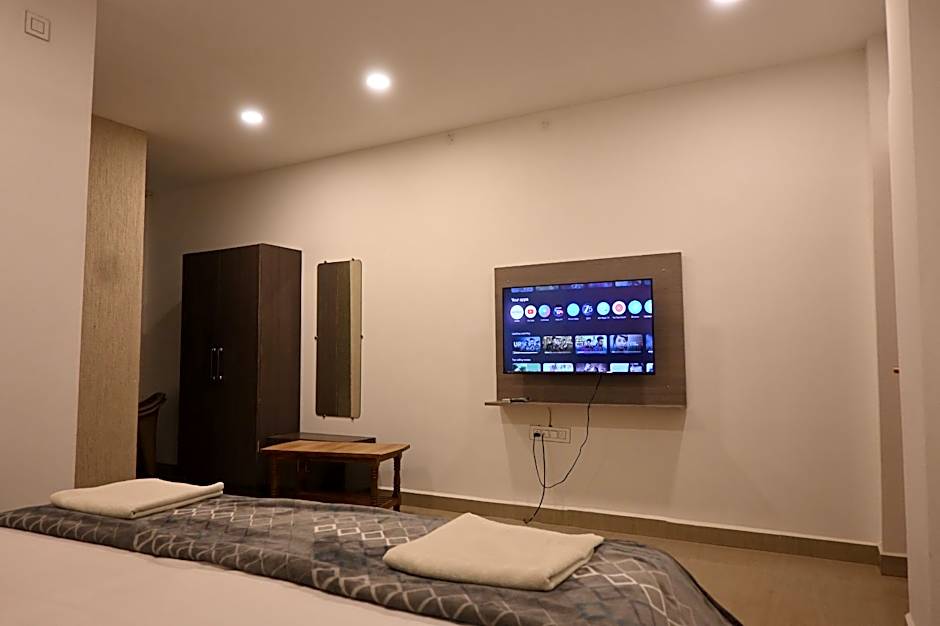 iROOMZ Hotel Vishwa Lodging