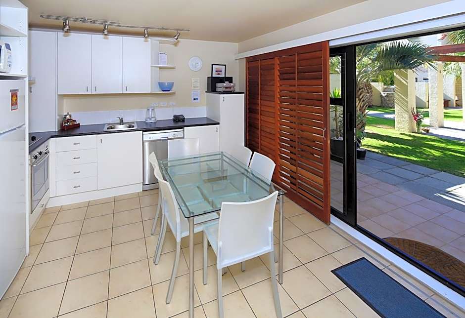 Onetangi Beach Apartments