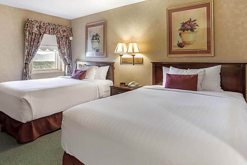 Traditions Hotel & Spa Johnson City - Binghamton, an Ascend Collection Hotel