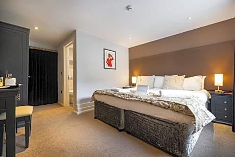 Redesdale Arms Hotel