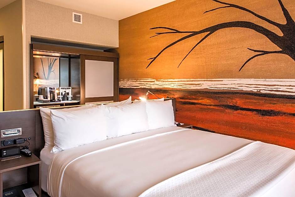 Cambria Hotel McAllen Convention Center