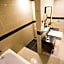 Mudzaffar Hotel
