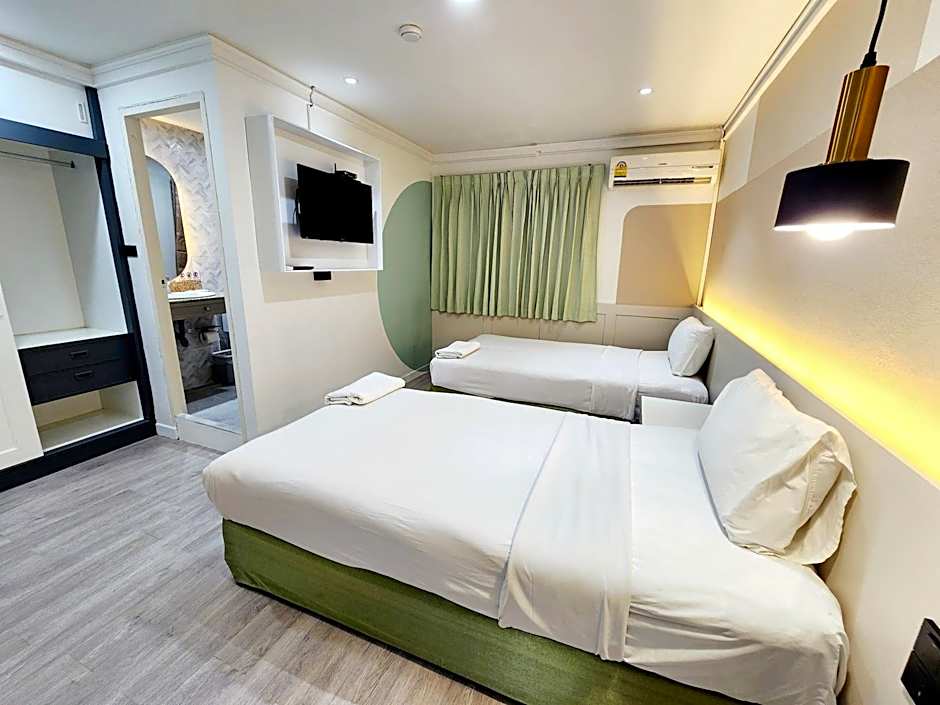 Photo 1 of 6 of Superior 2 Beds
