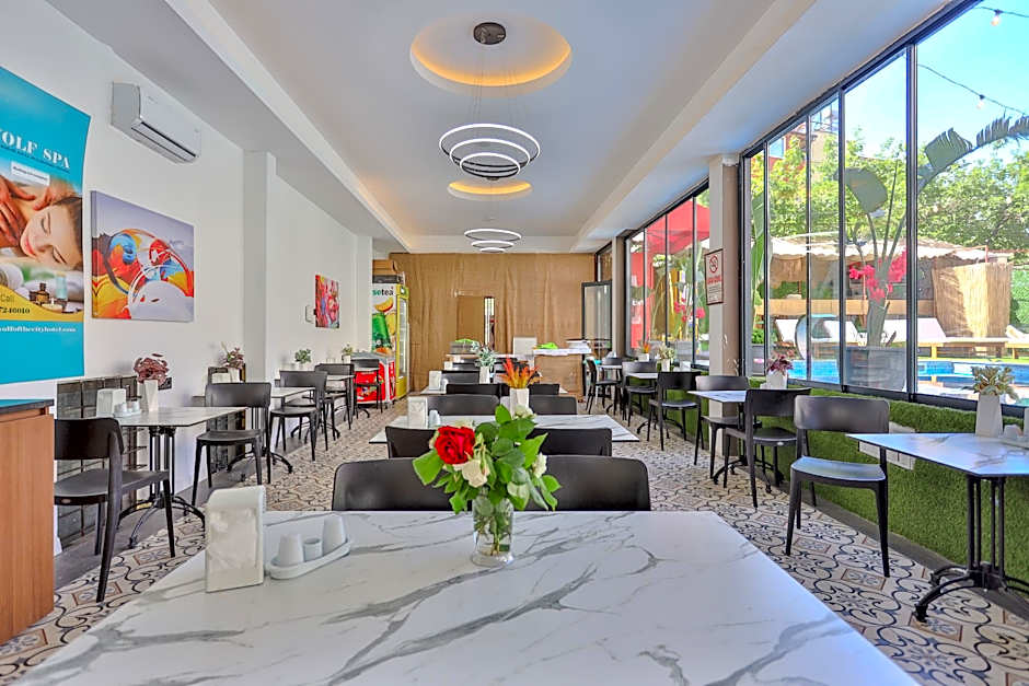 Wolf Of The City Hotel & Spa