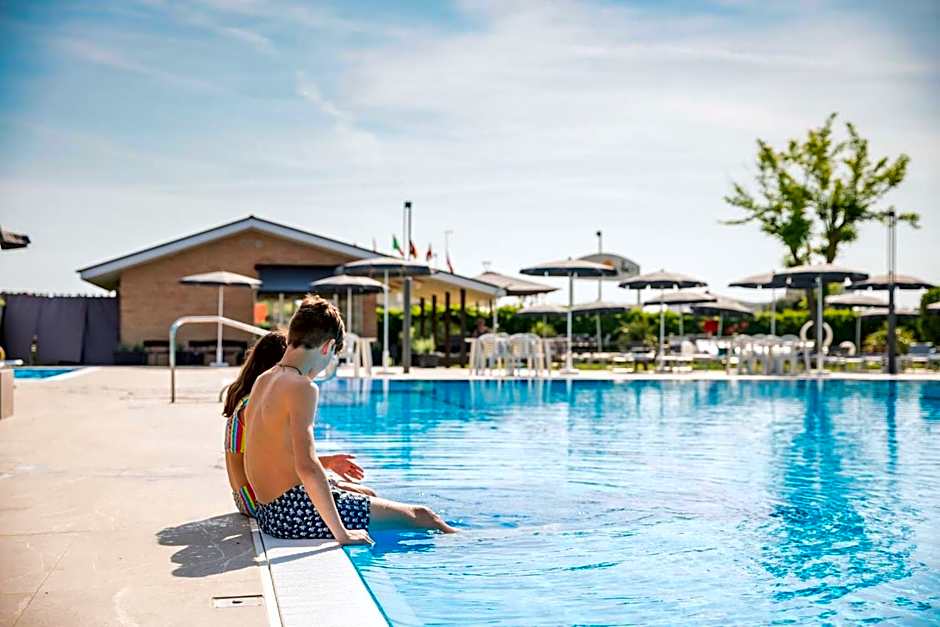 Hotel Baya - in centro, sul mare