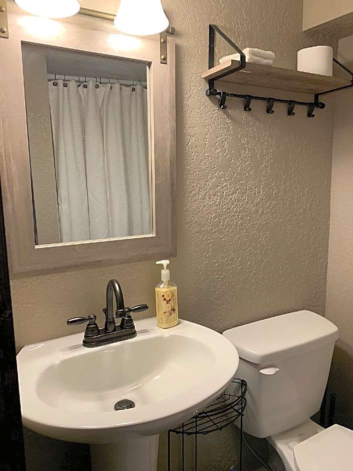 Olde Mill Inn Bed & Breakfast