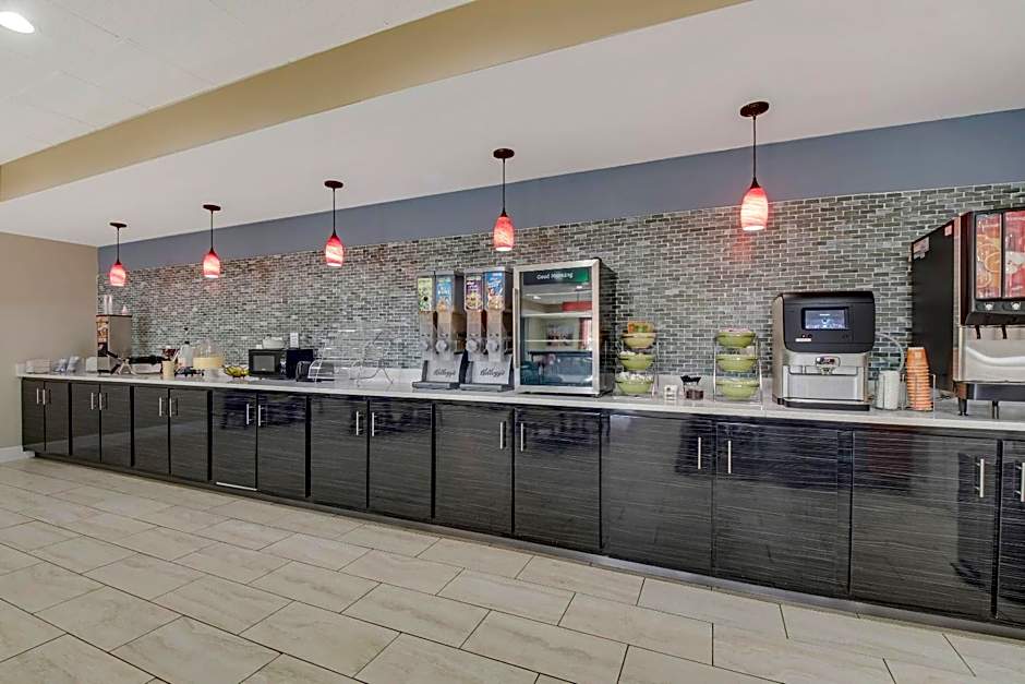 Quality Inn Dalton East