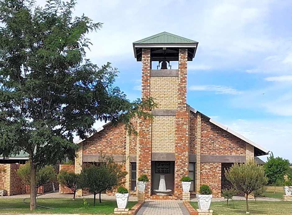 Gaggle Inn Guest Lodge