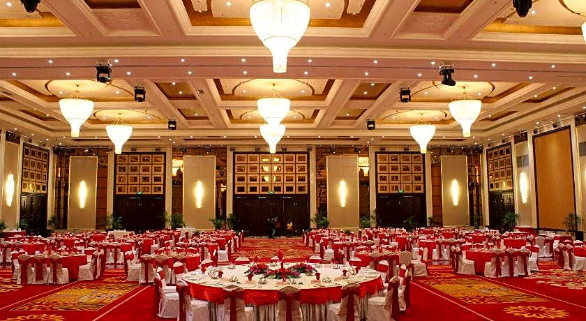 Zhangjiagang Huafang Jinling International Hotel