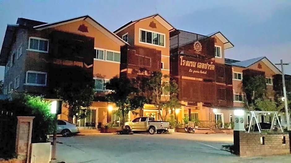 Le Parc Wangnang Hotel
