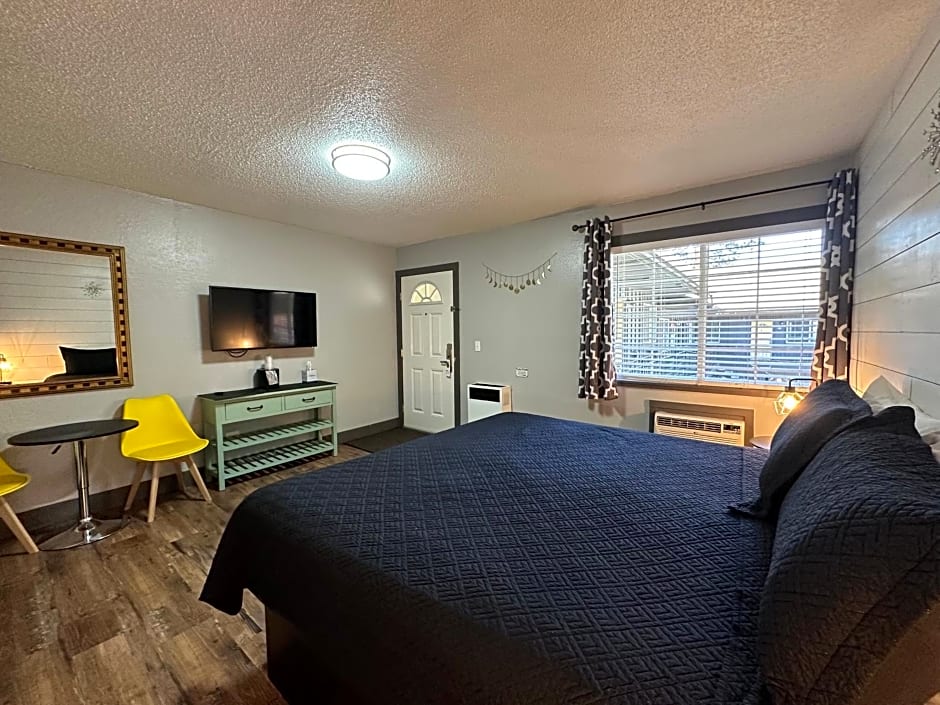 Lake Ridge Hotel