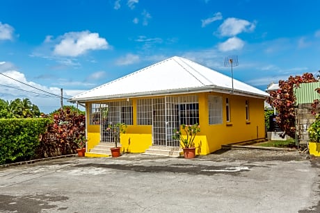 Studio (Ground Floor)