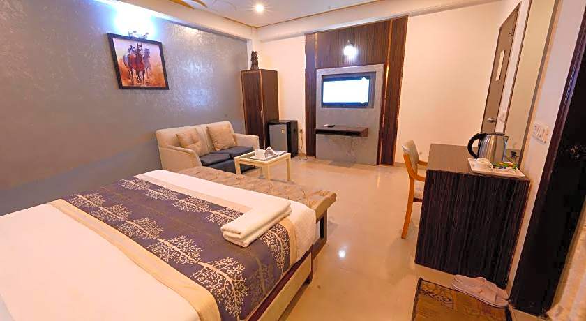 Hotel Oppera Mahipalpur - New Delhi 