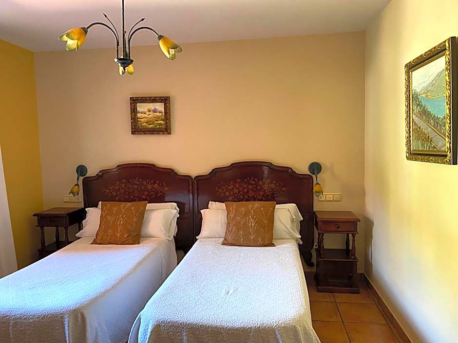 Hotel Rural Alavera