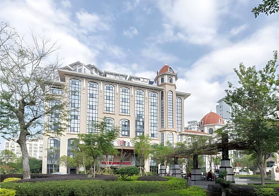 Borrman Hotel Liuzhou Guizhong Avenue Liugao