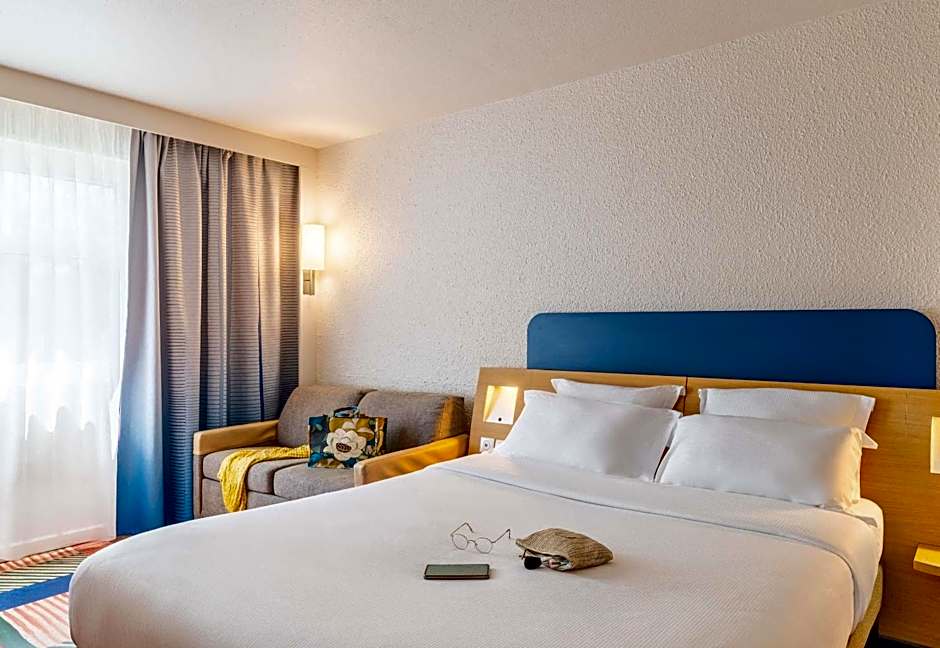 B&B HOTEL Lyon Nord 4 étoiles
